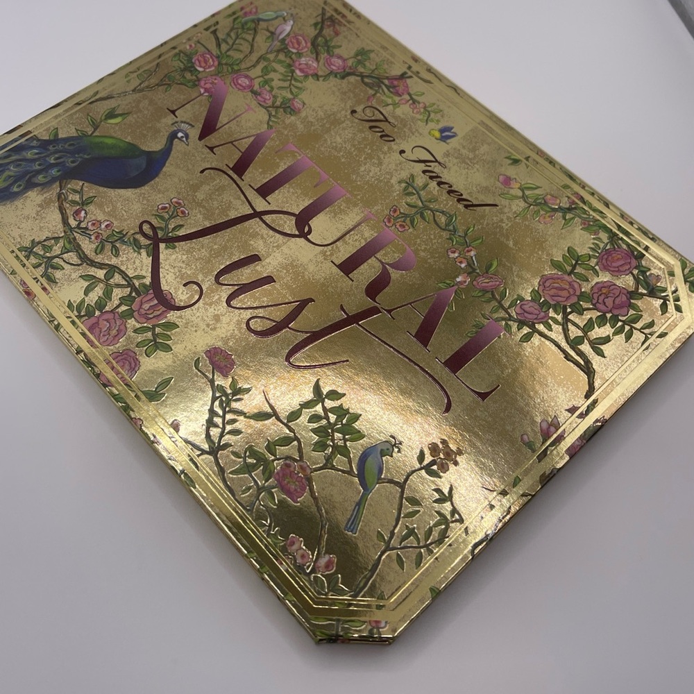 Too faced Natural Lust Eyeshadow Palette with Rich Neutrals and Bold Shades - Picture 10 of 10